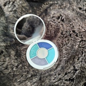 Blueberry crush donut eyeshadow Palette